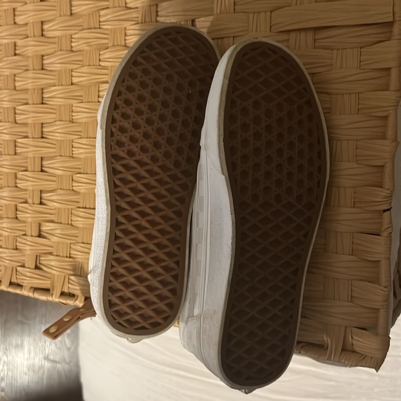 White checkered vans - Picture 2 of 4